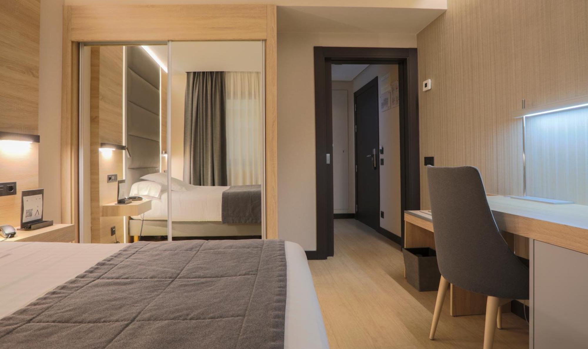 Hotel Liabeny Madrid Esterno foto