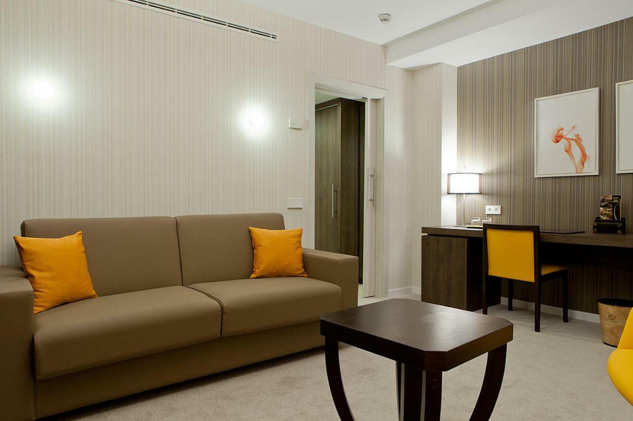 Hotel Liabeny Madrid Esterno foto